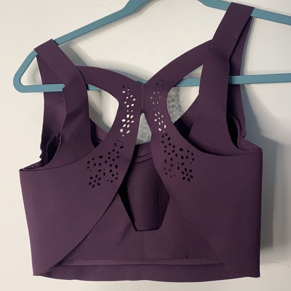 - VS Sport  Angel Max Support Laser Sports Bra 32DDD - Picture 2 of 4